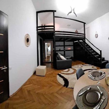 Sofia'S Home Comfy Studio In The Old Town Braşov Eksteriør billede