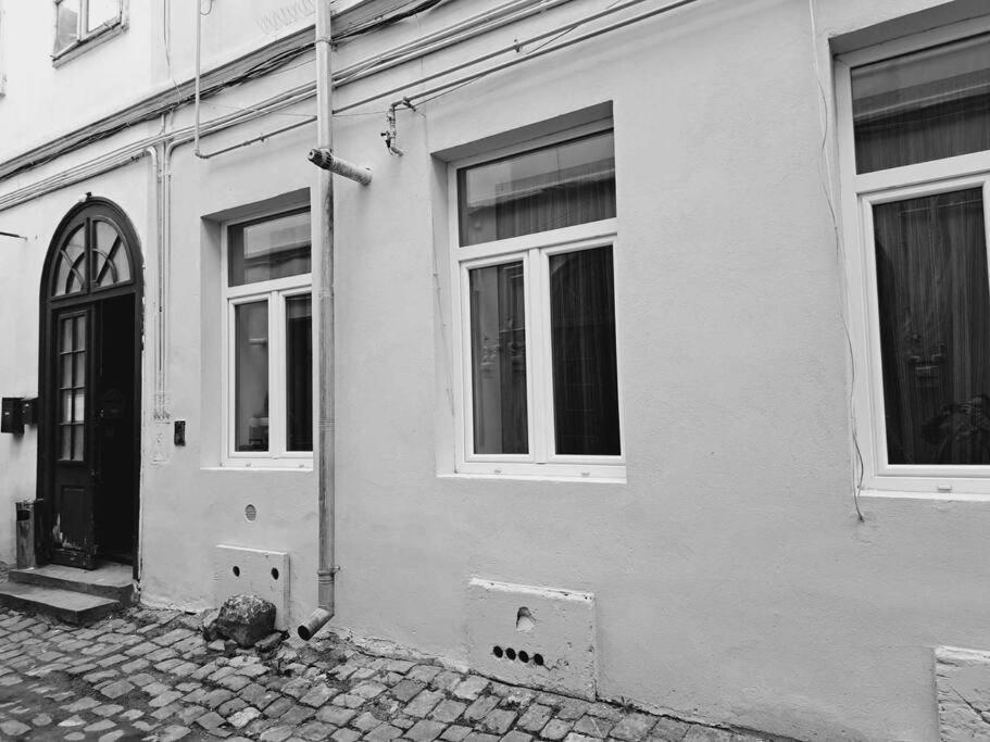 Sofia'S Home Comfy Studio In The Old Town Braşov Eksteriør billede