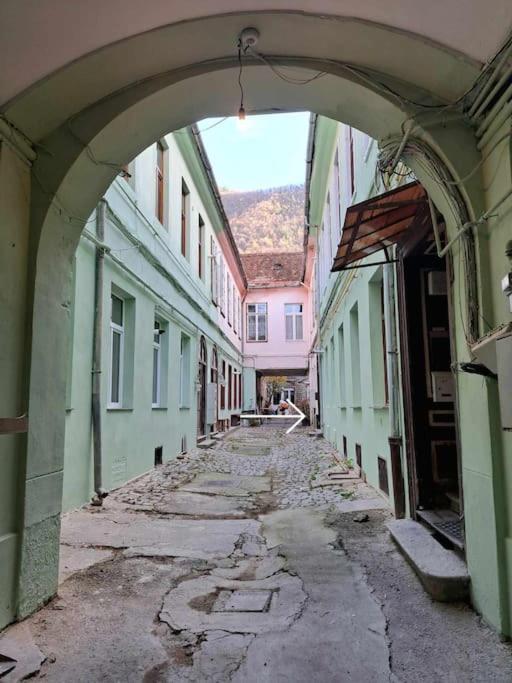 Sofia'S Home Comfy Studio In The Old Town Braşov Eksteriør billede